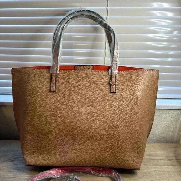 Carpisa Medium Sur Tote set NWT - Picture 5 of 9